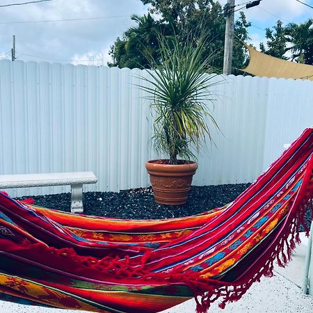 Casita Cafe Villa Miami Luaran gambar